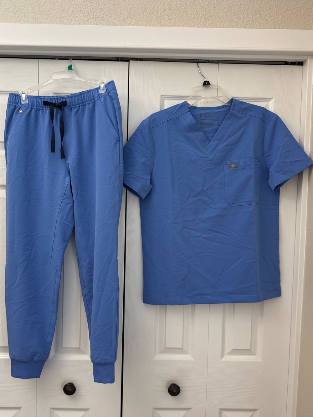 Figs Womens Scrub Set in Blue XS NEW
